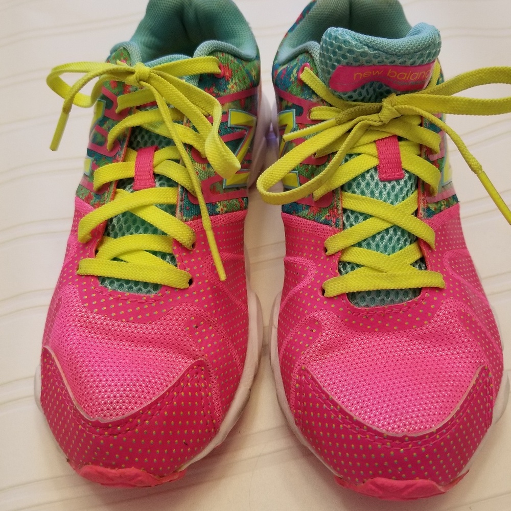 Girls shoes